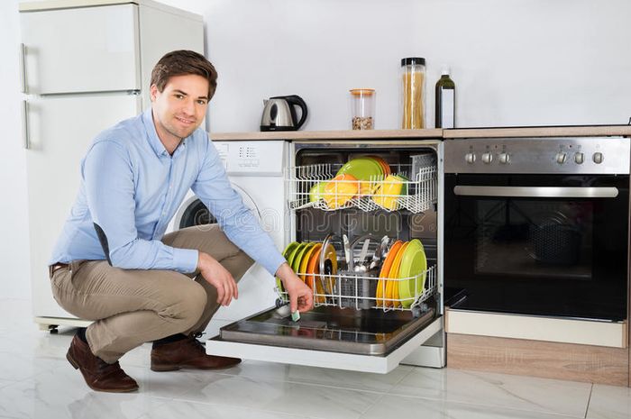 Mesin pencuci piring adalah deskripsi mesin cuci piring.