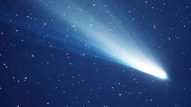 Bagan Para peneliti telah menemukan komet raksasa yang mendekati Bumi seribu kali lebih besar dari komet lainnya.  (NASA)