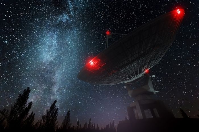 Studi ini menggunakan teleskop radio yang kuat untuk mengidentifikasi sinyal radio dari 19 bintang katai merah.