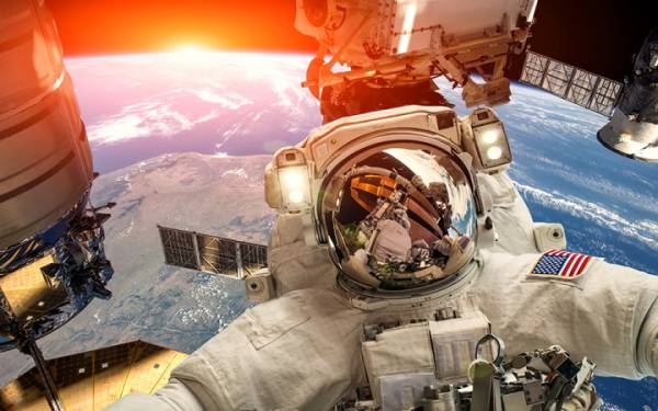 NASA telah merilis rincian 600 orang yang melakukan perjalanan ke luar angkasa