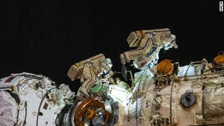 Astronot Rusia akan meluncurkan lengan robot baru dari stasiun luar angkasa